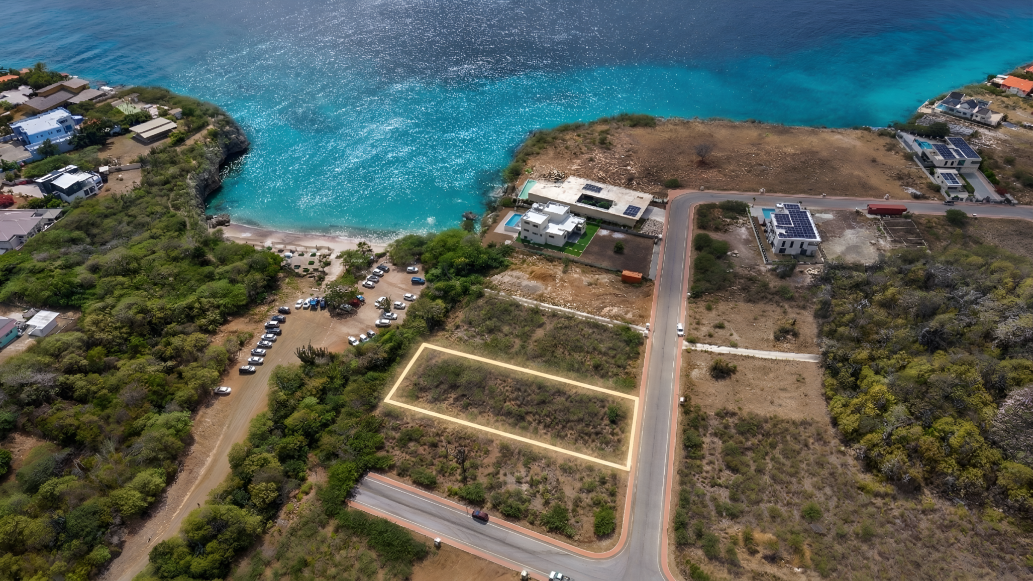 Perceel overzicht in La Peninsula Jeremi op beveiligd resort
